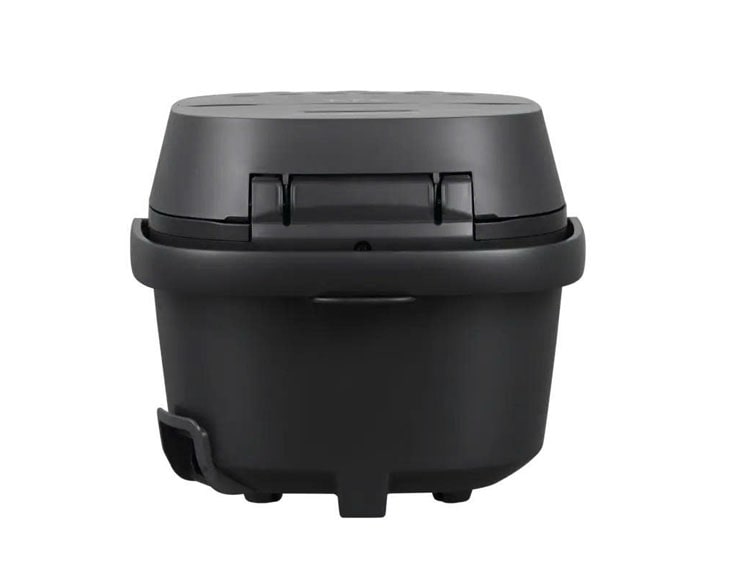 rc-18dr5uvnh_0000s_0002_rc-18dr5uvnh-min
